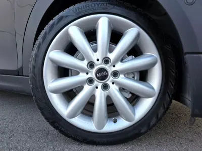 MINI 5 Portas 2017 - 12900 EUR, 95000 km - foto 6 de 31