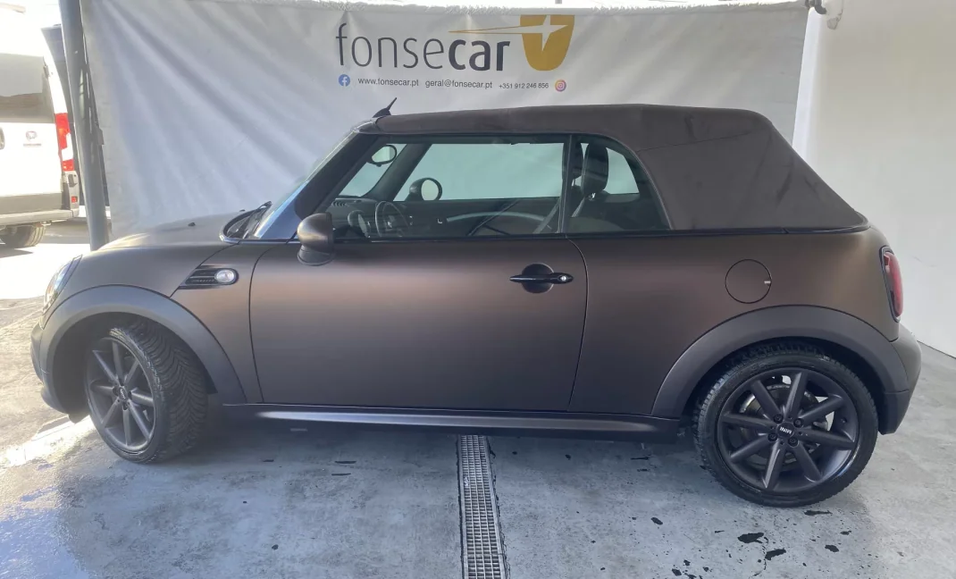 MINI Cooper 2012 - 14500 EUR, 85617 km - AUTO.MOTO.pt - 85617km - foto 10 de 12