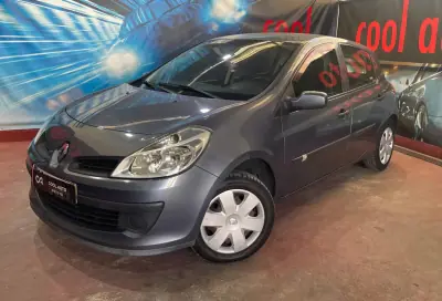 Renault Clio 2007 - 4999 EUR, 98000 km - foto 1 de 28