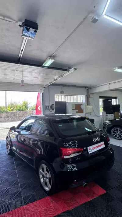 Audi A1 2018 - 14900 EUR, 132000 km - AUTO.MOTO.pt - 132000km - foto 4 de 10
