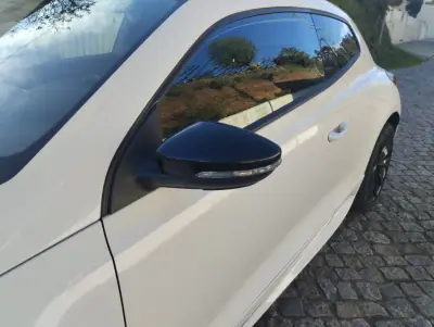 Volkswagen Scirocco 2011 - 10000 EUR, 210000 km - AUTO.MOTO.pt - 210000km - foto 14 de 30