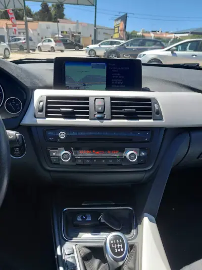 BMW 318 2014 - 12900 EUR, 235000 km - AUTO.MOTO.pt - 235000km - foto 7 de 11