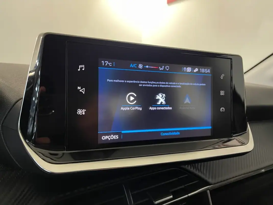 Peugeot 208 2022 - 13450 EUR, 145000 km - AUTO.MOTO.pt - 145000km - foto 24 de 29