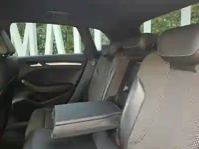 Audi A3 Sportback 2016 - 16500 EUR, 210000 km - AUTO.MOTO.pt - 210000km - foto 12 de 15