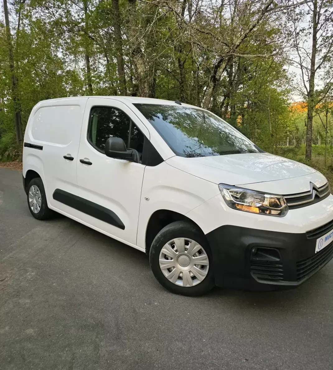 Citroën Berlingo 2020 - 11990 EUR, 152000 km - AUTO.MOTO.pt - 152000km - foto 10 de 30