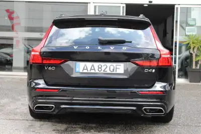 Volvo V60 2020 - 26400 EUR, 128429 km - AUTO.MOTO.pt - 128429km - foto 25 de 25