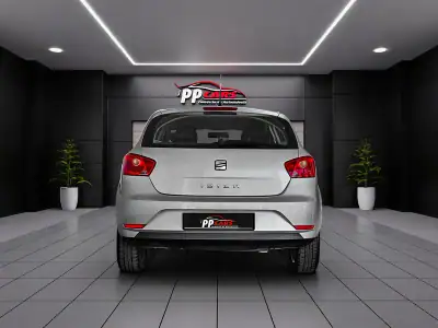 SEAT Ibiza 2015 - 11950 EUR, 80000 km - AUTO.MOTO.pt - 80000km - foto 58 de 60