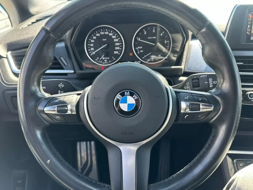 BMW 220 Gran Tourer 2016 - 18950 EUR, 198000 km - AUTO.MOTO.pt - 198000km - foto 7 de 10