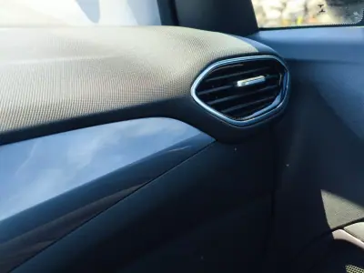 Opel Crossland X 2018 - 13990 EUR, 70165 km - AUTO.MOTO.pt - 70165km - foto 20 de 21