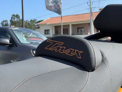 Yamaha TMAX 2009 - 5500 EUR, 41118 km - AUTO.MOTO.pt - 41118km - foto 5 de 6