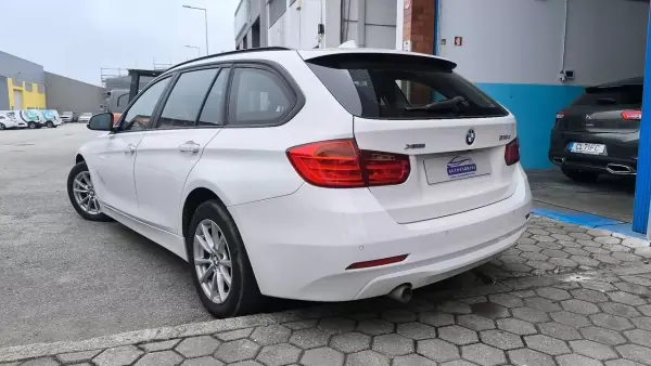 BMW 318 2014 - 12700 EUR, 219000 km - 219000km - foto 17 de 21