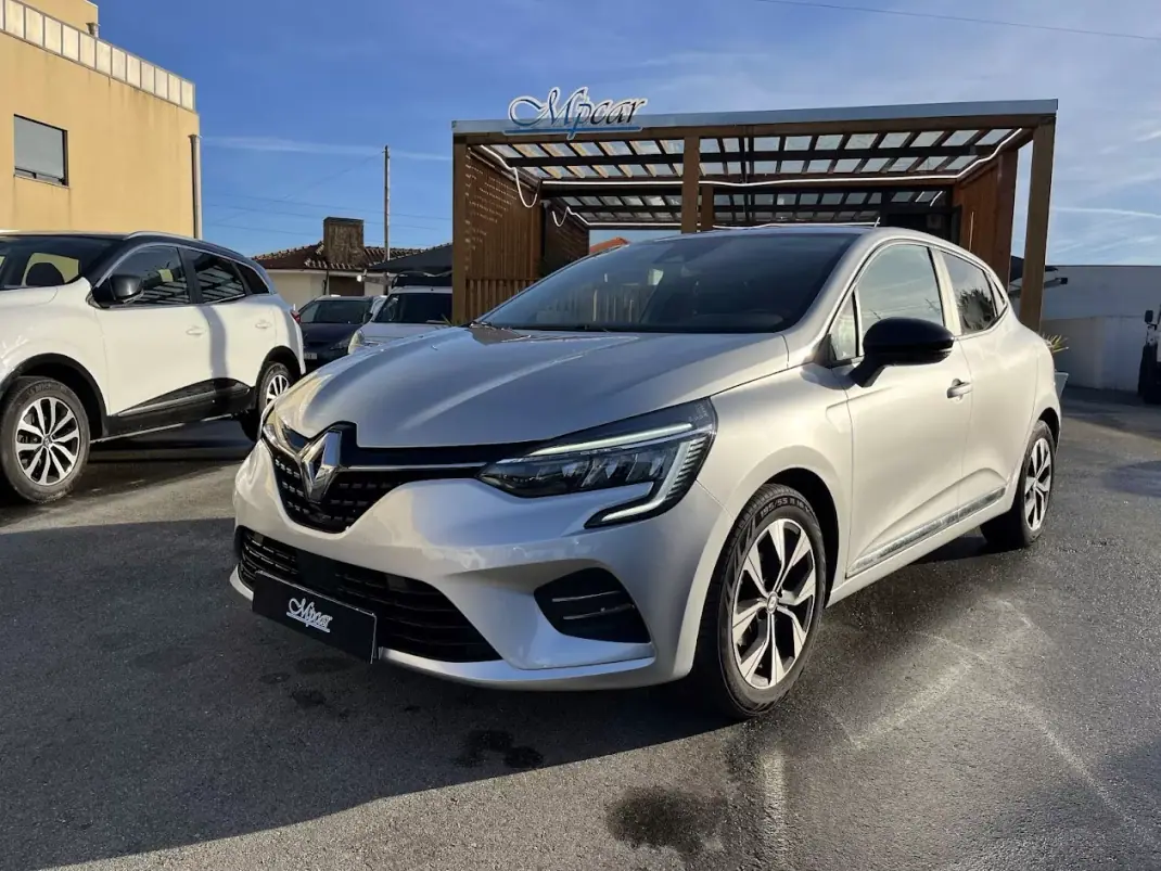 Renault Clio 2023 - 15450 EUR, 66000 km - AUTO.MOTO.pt - 66000km - foto 43 de 43