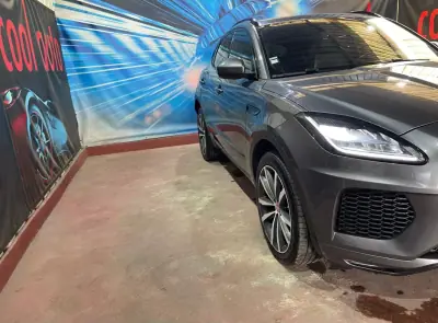 Jaguar E-Pace 2018 - 20899 EUR, 129000 km - 129000km - foto 11 de 48