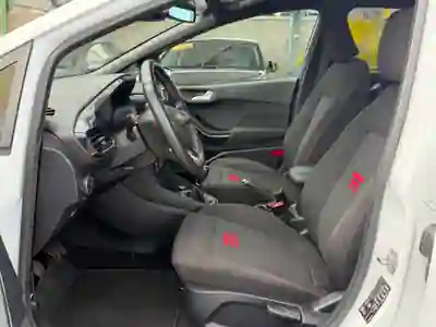 Ford Fiesta 2022 - 14590 EUR, 61000 km - AUTO.MOTO.pt - 61000km - foto 7 de 15