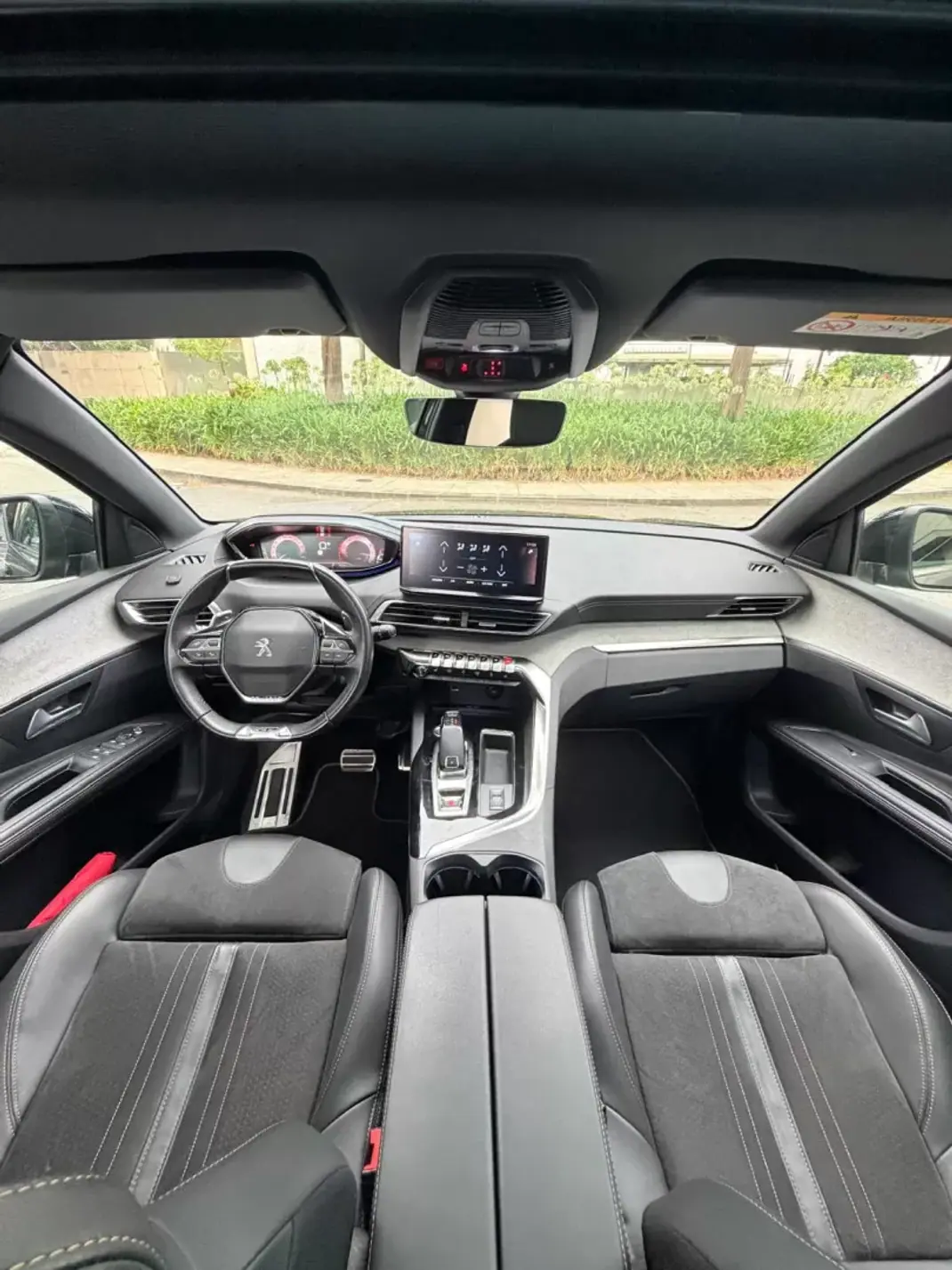 Peugeot 5008 2021 - 23990 EUR, 117000 km - 117000km - foto 14 de 19