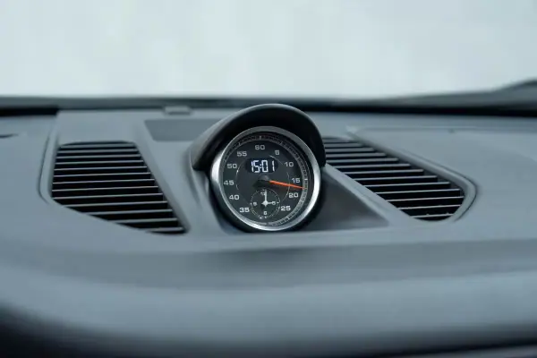 Porsche 911 2017 - 139950 EUR, 43000 km - AUTO.MOTO.pt - 43000km - foto 37 de 50