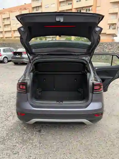 Volkswagen T-Cross 2022 — photo 5 of 8