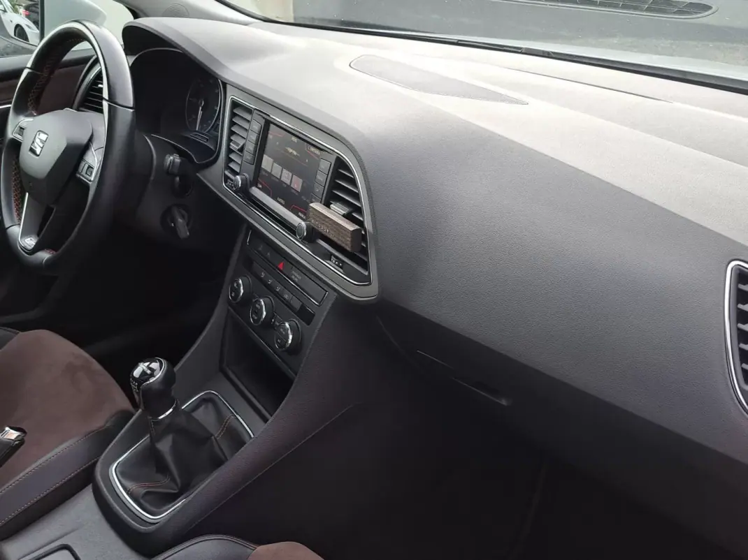 SEAT Leon X-Perience 2016 - 12990 EUR, 183751 km - AUTO.MOTO.pt - 183751km - foto 22 de 46