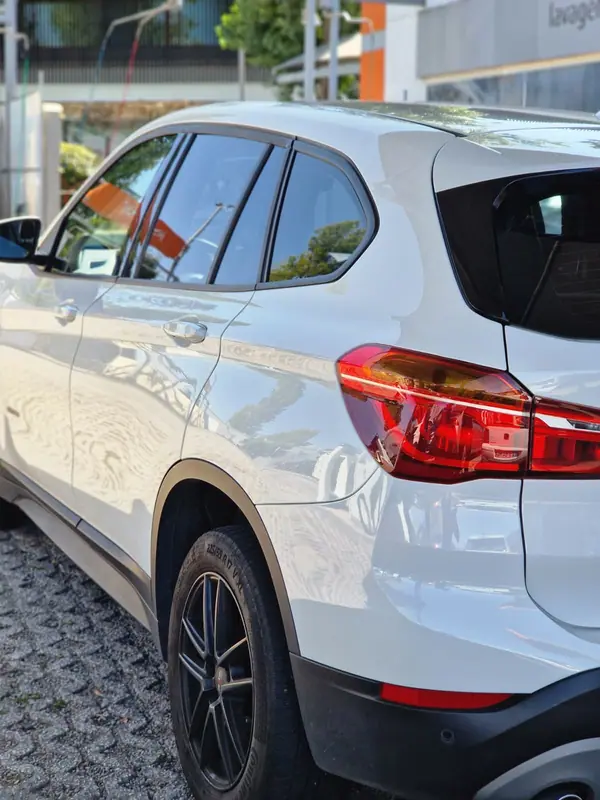 BMW X1 2017 - 17500 EUR, 150000 km - 150000km - foto 8 de 12