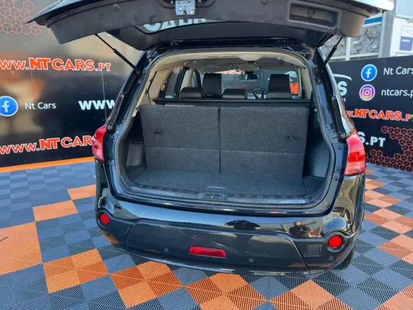 Nissan Qashqai +2 2009 - 6900 EUR, 281246 km - AUTO.MOTO.pt - 281246km - foto 16 de 17