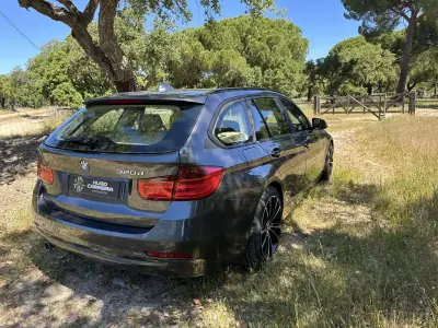 BMW 320 2013 - 12450 EUR, 229000 km - AUTO.MOTO.pt - 229000km - foto 4 de 10