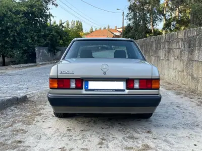 Mercedes-Benz 190 1993 - 14900 EUR, 41200 km - 41200km - foto 5 de 40