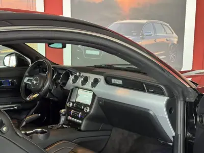 Ford Mustang 2015 - 39990 EUR, 71730 km - AUTO.MOTO.pt - 71730km - foto 16 de 26