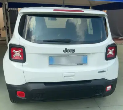Jeep Renegade 2021 - 15995 EUR, 129400 km - 129400km - foto 9 de 11