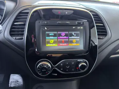 Renault Captur 2019 - 12750 EUR, 68000 km - AUTO.MOTO.pt - 68000km - foto 20 de 26
