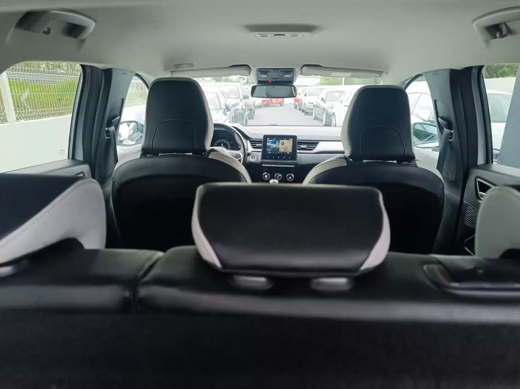 Renault Captur 2020 - 14900 EUR, 196207 km - AUTO.MOTO.pt - 196207km - foto 13 de 34