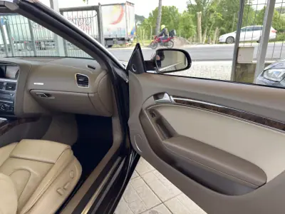 Audi A5 Cabrio 2011 - 14950 EUR, 274529 km - AUTO.MOTO.pt - 274529km - foto 34 de 37