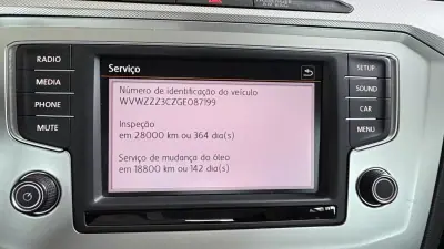 Volkswagen Passat Variant 2015 - 11490 EUR, 200121 km - AUTO.MOTO.pt - 200121km - foto 36 de 37