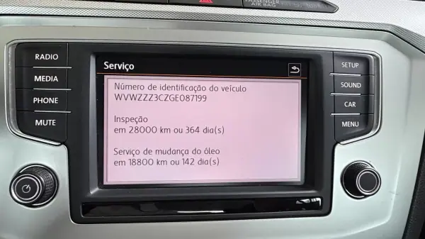 Volkswagen Passat Variant 2015 - 11490 EUR, 200121 km - AUTO.MOTO.pt - 200121km - foto 36 de 37