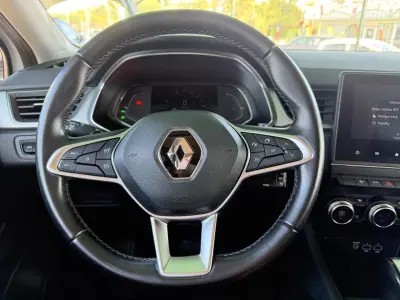 Renault Captur 2020 - 21900 EUR, 49585 km - AUTO.MOTO.pt - 49585km - foto 8 de 19