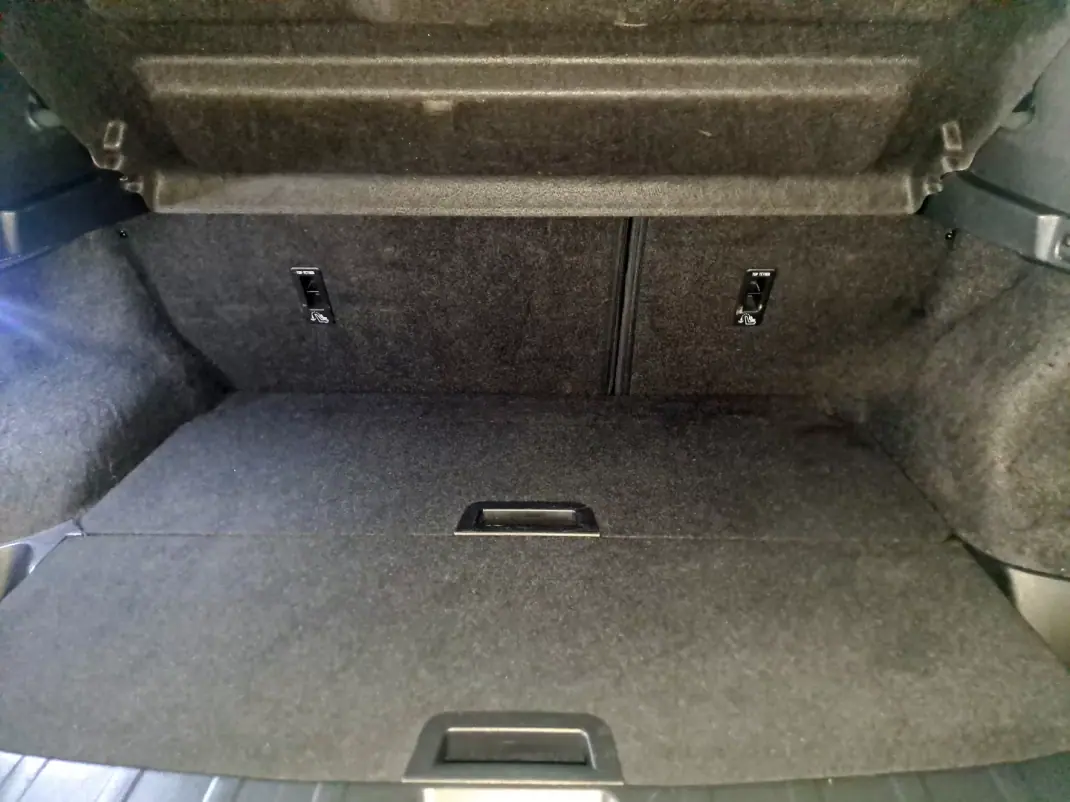Nissan Qashqai 2015 - 12990 EUR, 104000 km - 104000km - foto 18 de 22