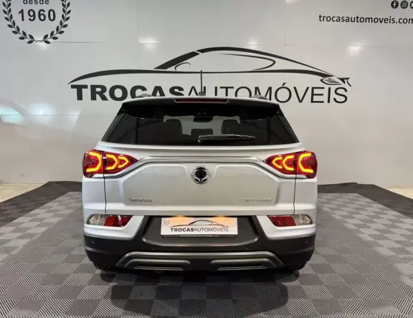 KGM Korando 2020 - 17900 EUR, 74729 km - AUTO.MOTO.pt - 74729km - foto 40 de 49