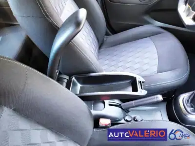 Citroën C-Elysée 2020 - 13950 EUR, 91960 km - AUTO.MOTO.pt - 91960km - foto 23 de 30