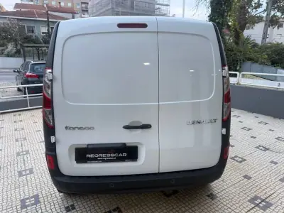 Renault Kangoo 2021 — foto 5 de 22