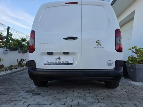 Peugeot Partner 2019 - 13990 EUR, 73560 km - AUTO.MOTO.pt - 73560km - foto 22 de 52
