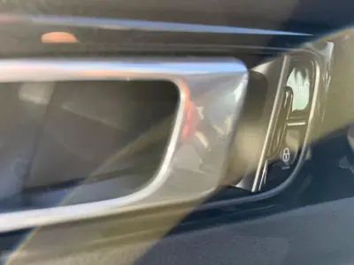 Porsche Panamera 2018 - 74500 EUR, 50941 km - AUTO.MOTO.pt - 50941km - foto 20 de 41