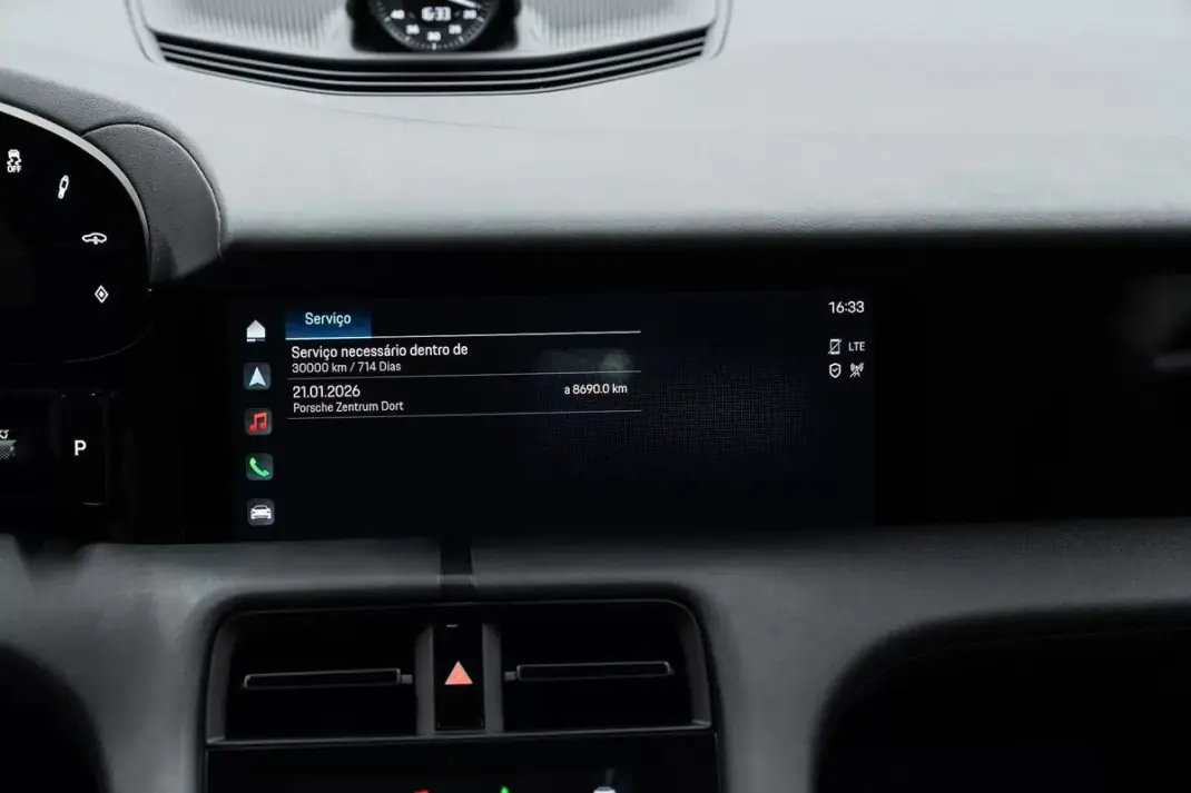 Porsche Taycan 2024 - 84950 EUR, 8000 km - AUTO.MOTO.pt - 8000km - foto 52 de 58