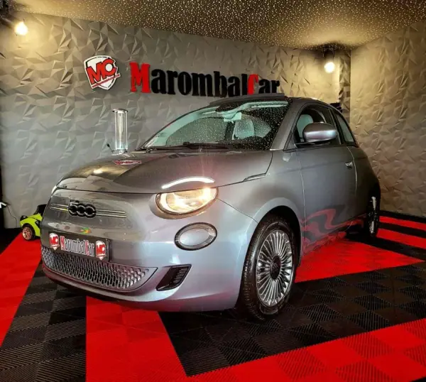 Fiat 500e C 2022 - 28990 EUR, 7468 km - AUTO.MOTO.pt - 7468km - foto 16 de 54