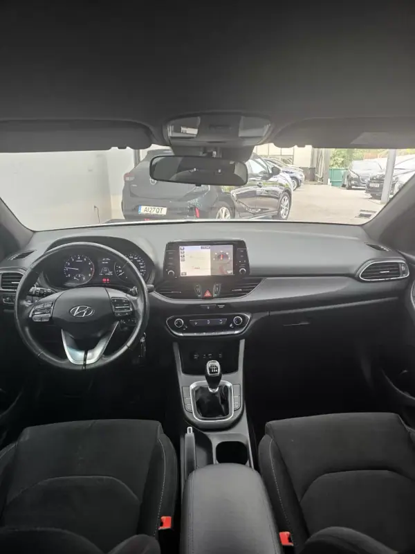 Hyundai i30 SW 2018 - 12950 EUR, 117053 km - AUTO.MOTO.pt - 117053km - foto 34 de 41