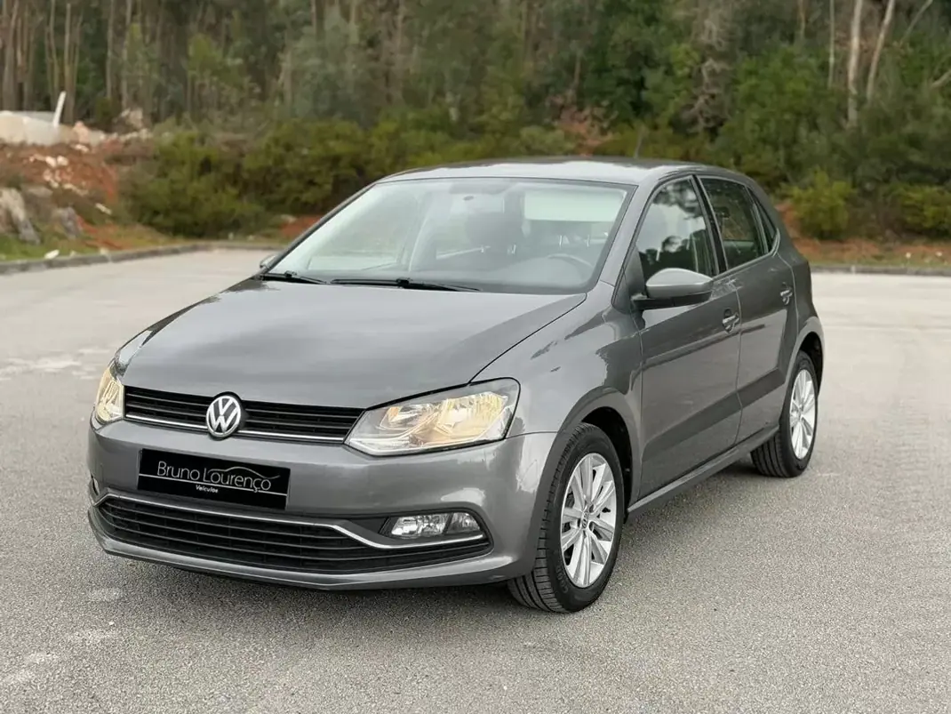 Volkswagen Polo 2017 - 10900 EUR, 152200 km - AUTO.MOTO.pt - 152200km - foto 2 de 28