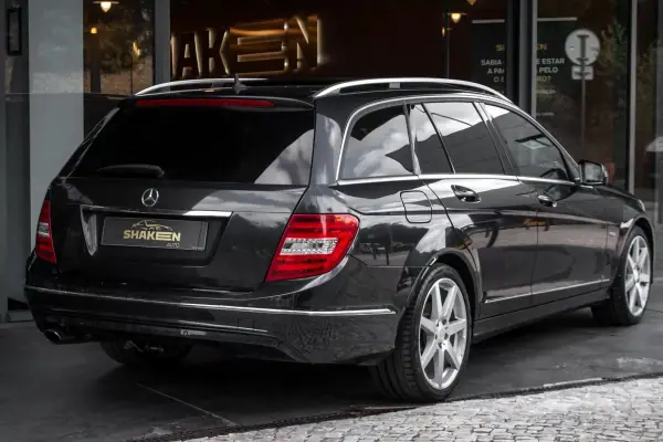 Mercedes-Benz C 220 2012 - 8450 EUR, 318339 km - AUTO.MOTO.pt - 318339km - foto 3 de 26