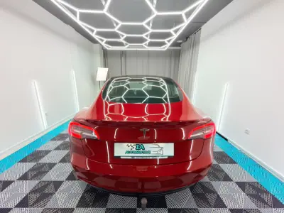Tesla Model 3 2019 - 19250 EUR, 158000 km - AUTO.MOTO.pt - 158000km - foto 7 de 23