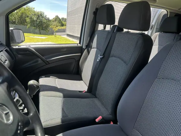 Mercedes-Benz Vito 2010 - 14900 EUR, 340000 km - AUTO.MOTO.pt - 340000km - foto 37 de 47