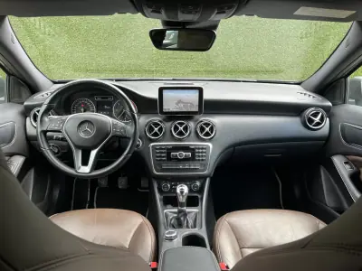 Mercedes-Benz A 180 2013 - 14800 EUR, 287000 km - AUTO.MOTO.pt - 287000km - foto 17 de 26