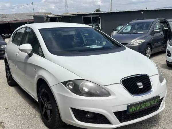 SEAT Leon 2011 - 6500 EUR, 205508 km - AUTO.MOTO.pt - 205508km - foto 3 de 19