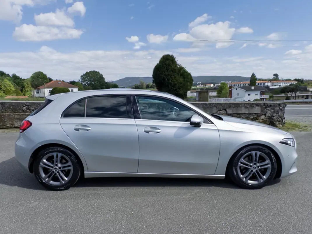 Mercedes-Benz A 180 2019 - 20990 EUR, 161000 km - AUTO.MOTO.pt - 161000km - foto 8 de 30